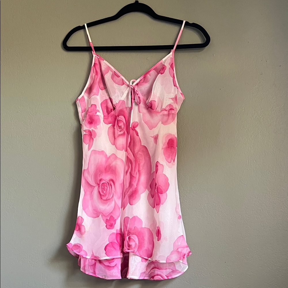 Vintage 90’s/Y2K Floral Blouse